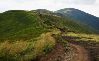 O Jurajovi, hadoch, škorpiónoch a astrológii  (+ audio)